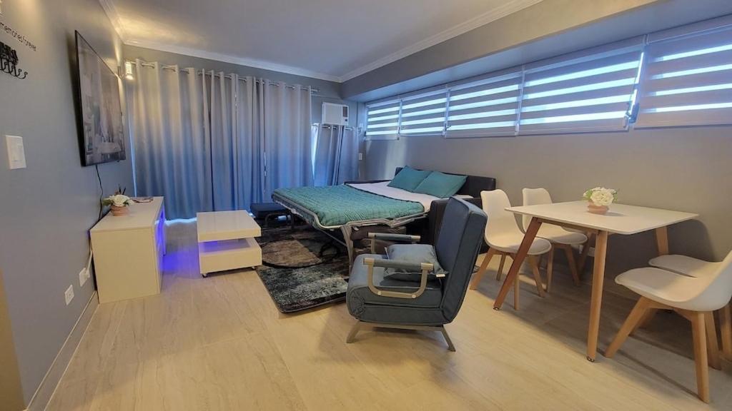 Waikiki Condo 2 Bedrooms 2 Bathrooms With 1 Free Parking Space 檀香山 外观 照片